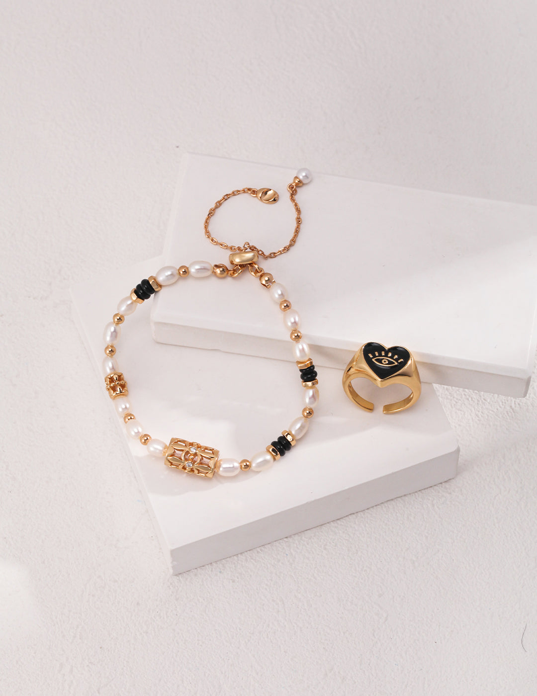 Sterling silver, pearl, onyx and zircon bracelet